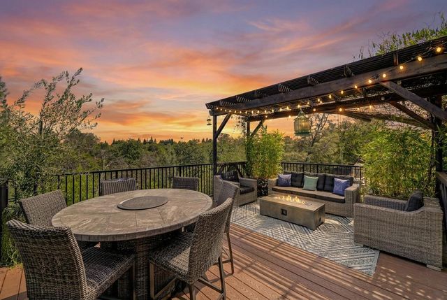 611 Willow Ridge Ct, Folsom, CA 95630