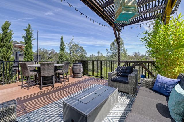 611 Willow Ridge Ct, Folsom, CA 95630