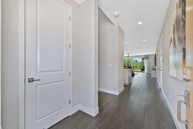 611 Willow Ridge Ct, Folsom, CA 95630