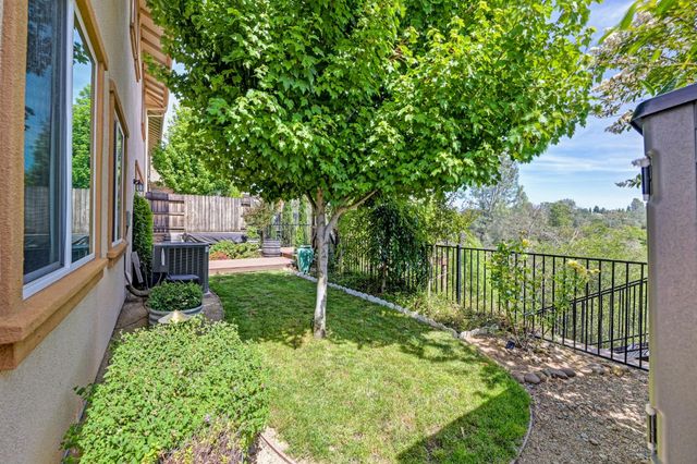 611 Willow Ridge Ct, Folsom, CA 95630