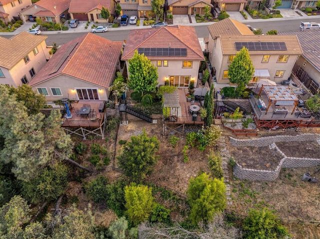 611 Willow Ridge Ct, Folsom, CA 95630