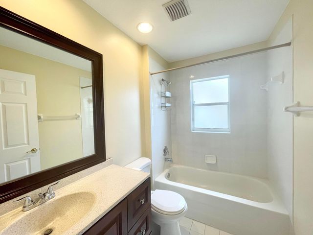 2425 Pigeon Cay, West Palm Beach, FL 33411
