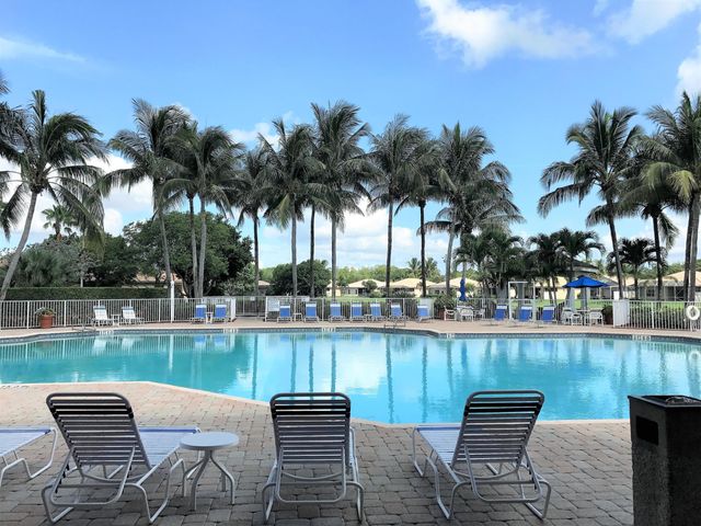 2425 Pigeon Cay, West Palm Beach, FL 33411