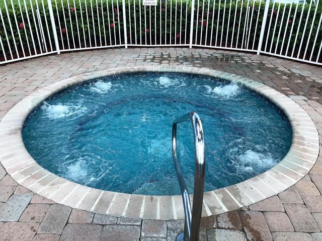 2425 Pigeon Cay, West Palm Beach, FL 33411