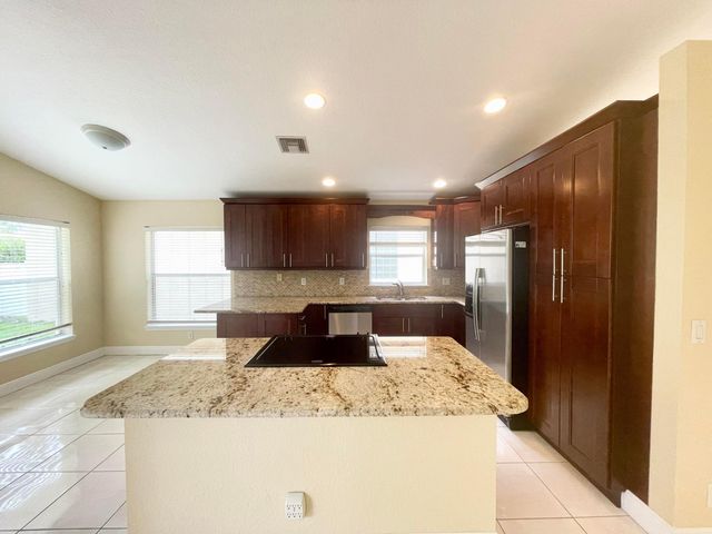 2425 Pigeon Cay, West Palm Beach, FL 33411