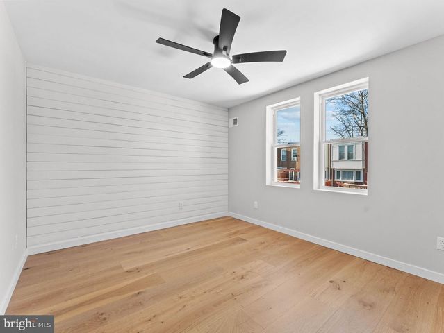 347 E MONTANA ST, Philadelphia, PA 19119