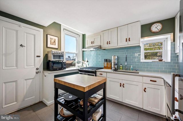 450 LEVERINGTON AVE, Philadelphia, PA 19128