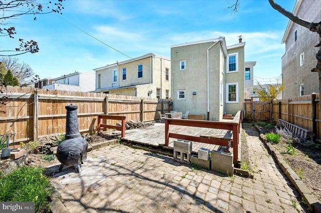 450 LEVERINGTON AVE, Philadelphia, PA 19128