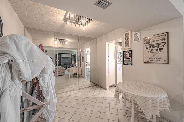 3959 Via Poinciana 605 605, Lake Worth, FL 33467