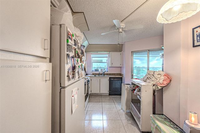 3959 Via Poinciana 605 605, Lake Worth, FL 33467
