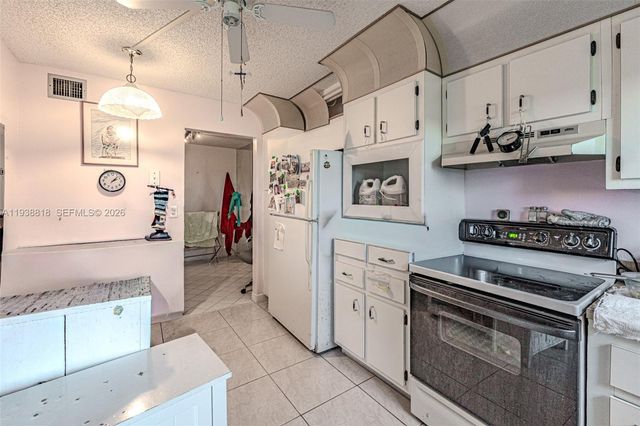 3959 Via Poinciana 605 605, Lake Worth, FL 33467