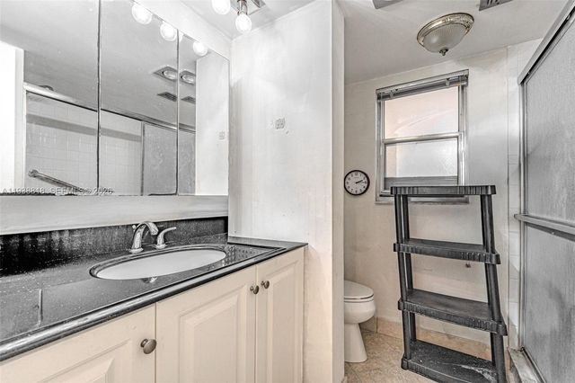 3959 Via Poinciana 605 605, Lake Worth, FL 33467