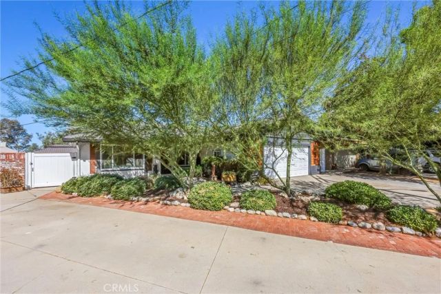 360 Canyon View, Calimesa, CA 92320