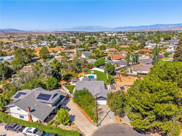 360 Canyon View, Calimesa, CA 92320