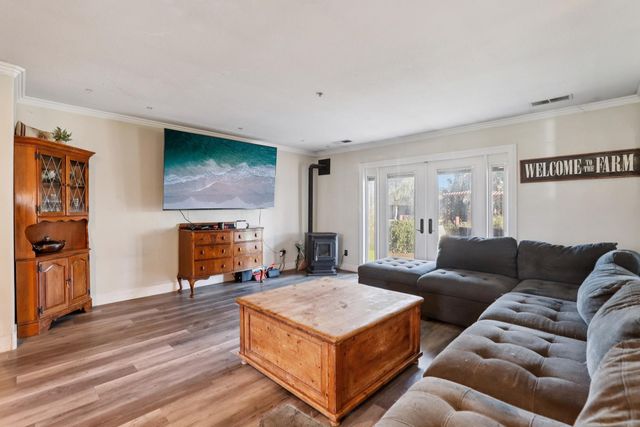 11213 Colony Rd, Wilton, CA 95693