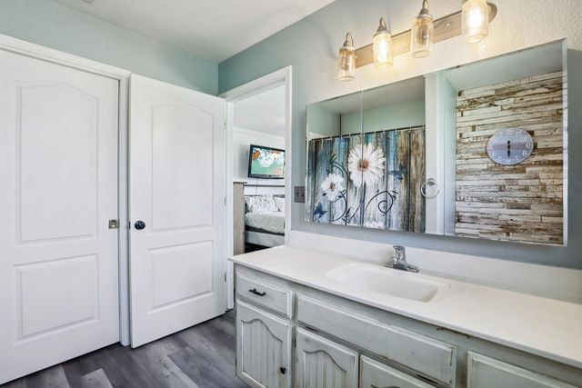 11213 Colony Rd, Wilton, CA 95693