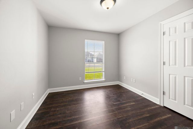 628 S Oleana Dr, Gonzales, LA 70737