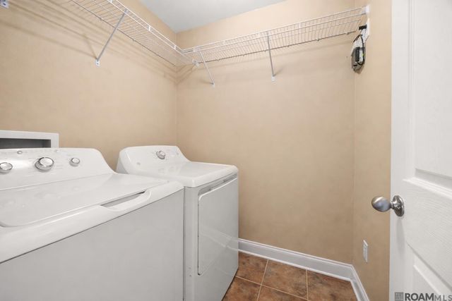 628 S Oleana Dr, Gonzales, LA 70737