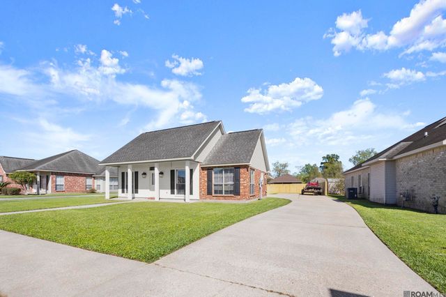 628 S Oleana Dr, Gonzales, LA 70737