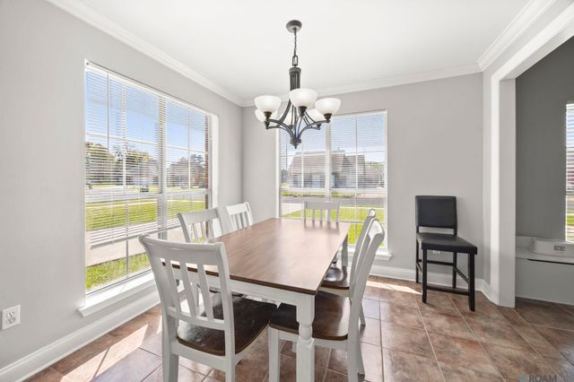 628 S Oleana Dr, Gonzales, LA 70737