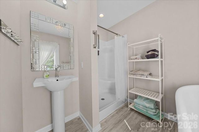 330 Hillview Drive, Lexington, NC 27292