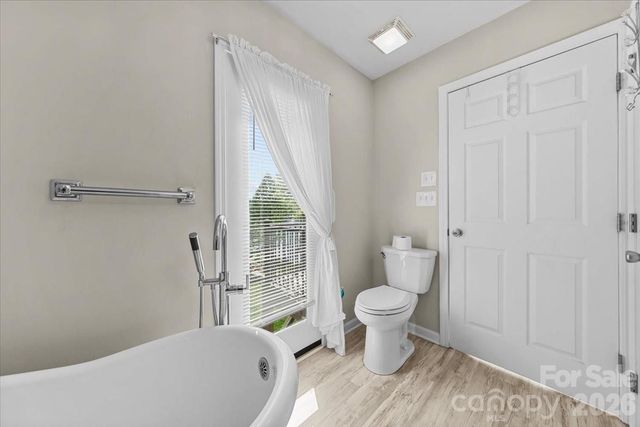 330 Hillview Drive, Lexington, NC 27292
