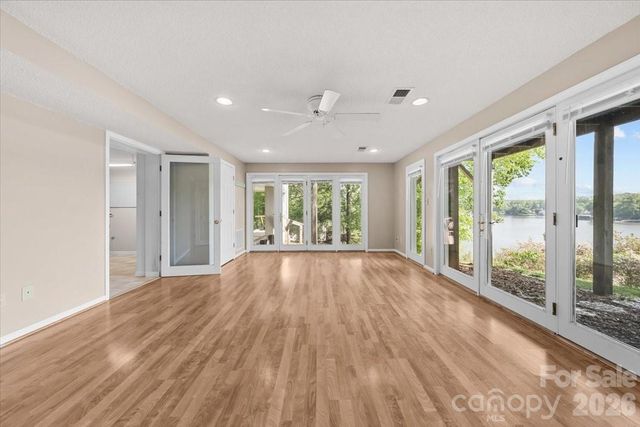 330 Hillview Drive, Lexington, NC 27292