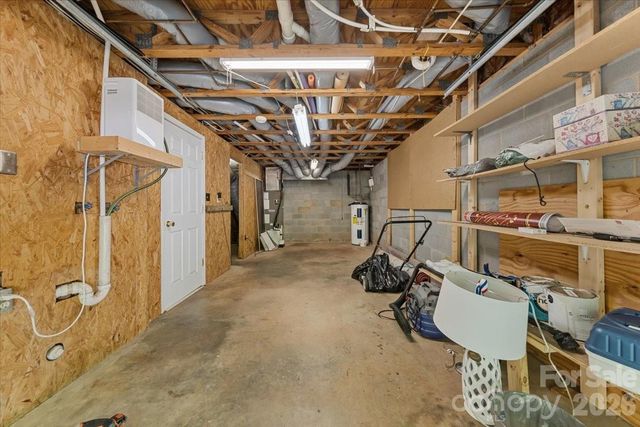 330 Hillview Drive, Lexington, NC 27292