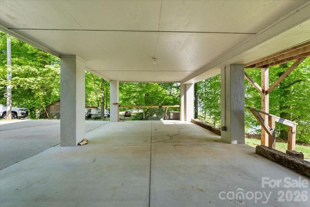 330 Hillview Drive, Lexington, NC 27292