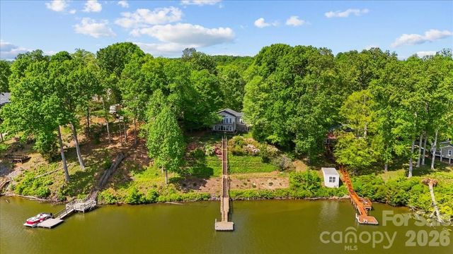 330 Hillview Drive, Lexington, NC 27292