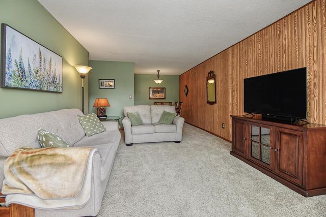 3421 Kent Street 407, Shoreview, MN 55126