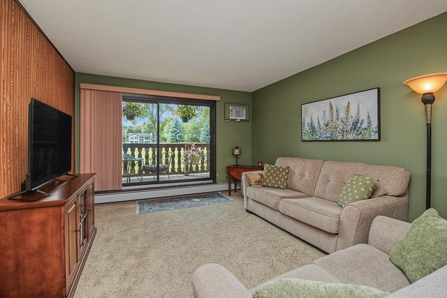 3421 Kent Street 407, Shoreview, MN 55126