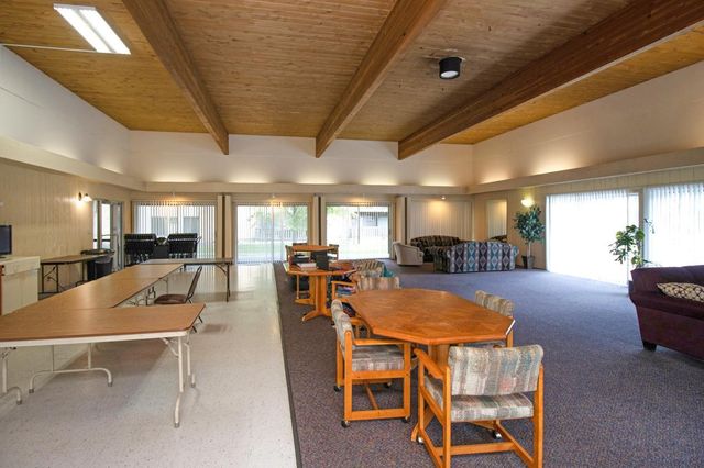 3421 Kent Street 407, Shoreview, MN 55126
