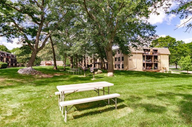3421 Kent Street 407, Shoreview, MN 55126