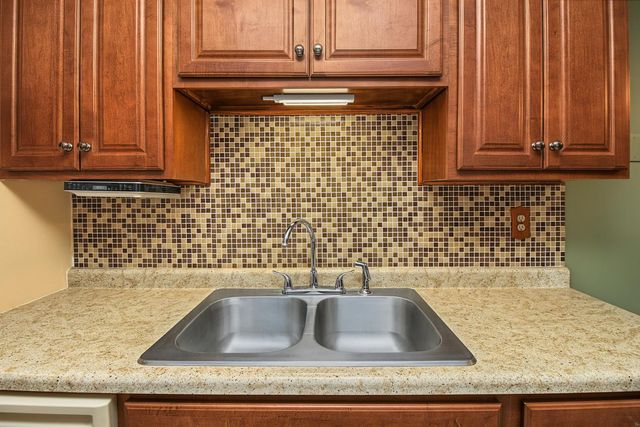 3421 Kent Street 407, Shoreview, MN 55126