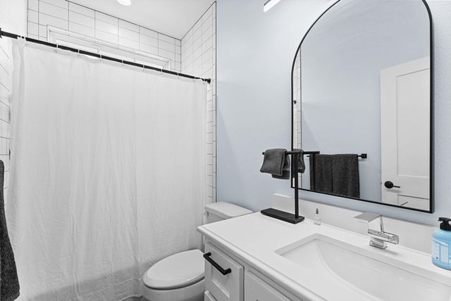 10374 State Highway 204, Cushing, TX 75760