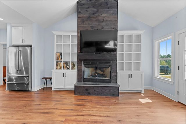 10374 State Highway 204, Cushing, TX 75760