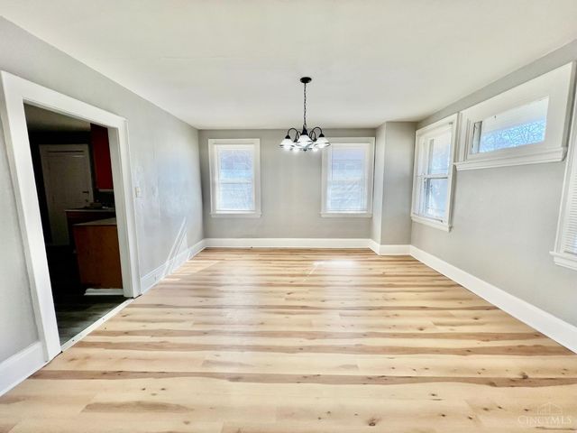 1301 Carolina Avenue, Cincinnati, OH 45237