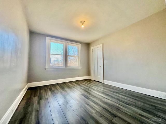 1301 Carolina Avenue, Cincinnati, OH 45237