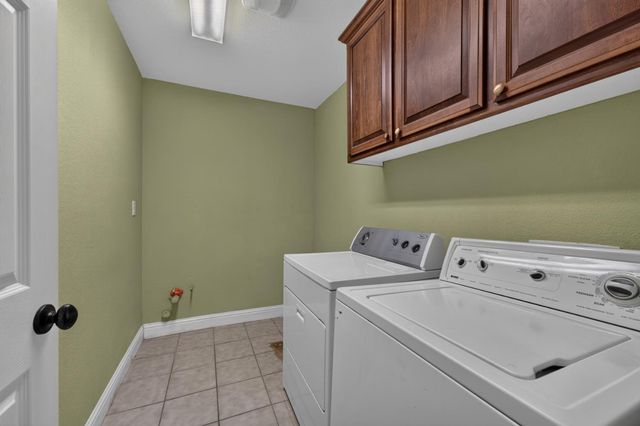 12402 Canyonlands Dr, Rancho Cordova, CA 95742