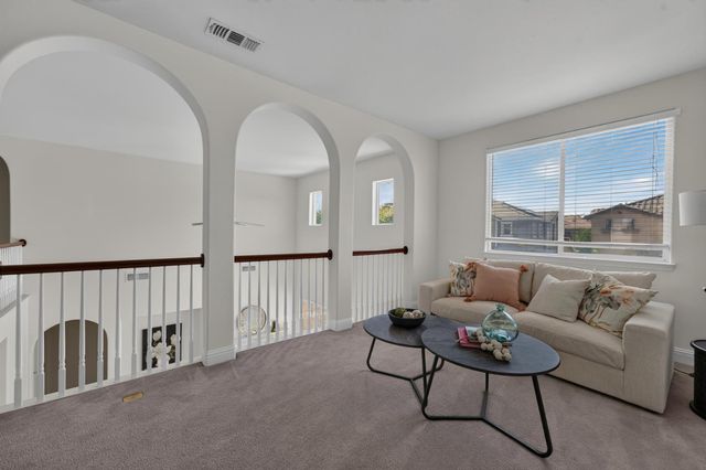 12402 Canyonlands Dr, Rancho Cordova, CA 95742