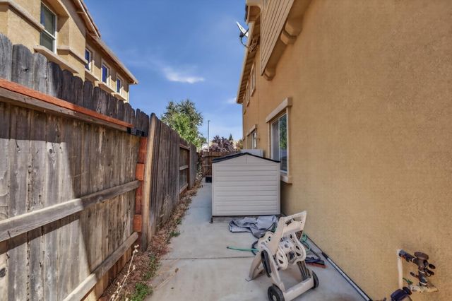 12402 Canyonlands Dr, Rancho Cordova, CA 95742