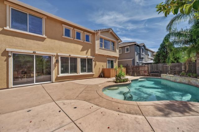 12402 Canyonlands Dr, Rancho Cordova, CA 95742