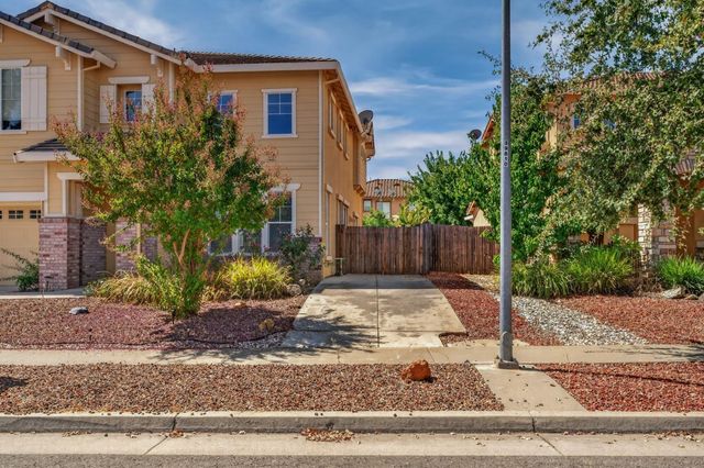 12402 Canyonlands Dr, Rancho Cordova, CA 95742