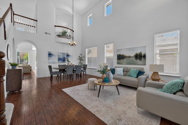 12402 Canyonlands Dr, Rancho Cordova, CA 95742