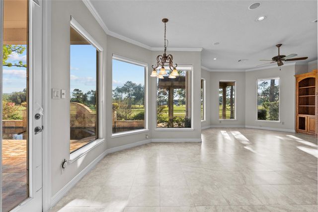 4411 Champions Court, League City, TX 77573