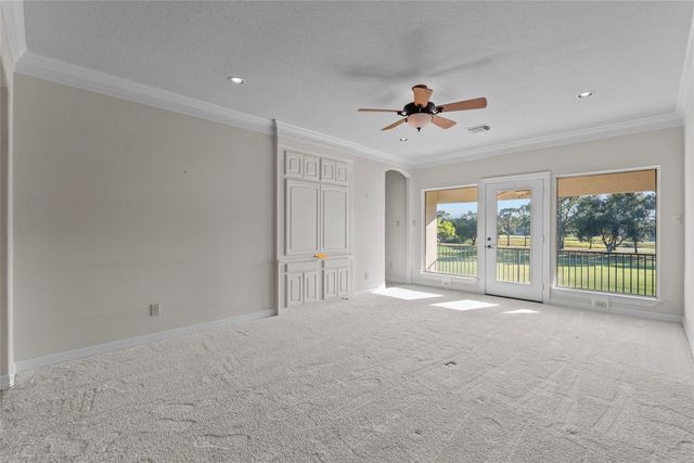 4411 Champions Court, League City, TX 77573