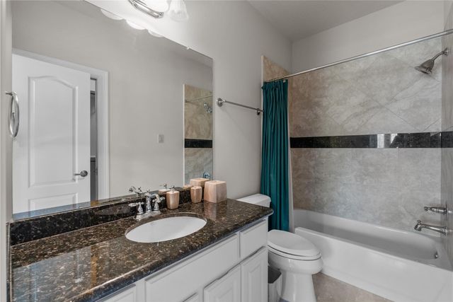 4411 Champions Court, League City, TX 77573