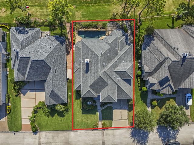 4411 Champions Court, League City, TX 77573