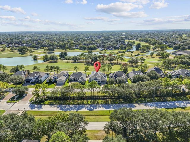 4411 Champions Court, League City, TX 77573